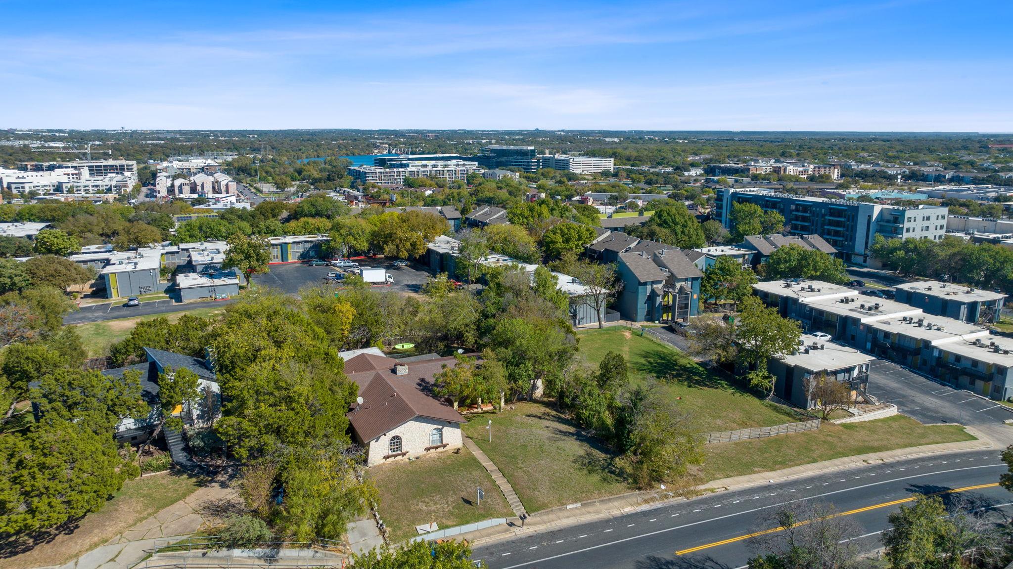 1910 Woodland Ave, Austin, TX 78741