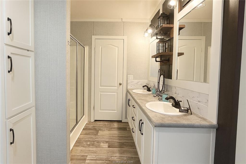 3960 County Road 324, Caldwell, TX 77836