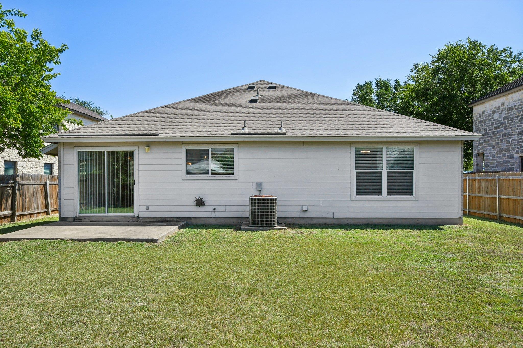 209 Cottontail Dr, Leander, TX 78641