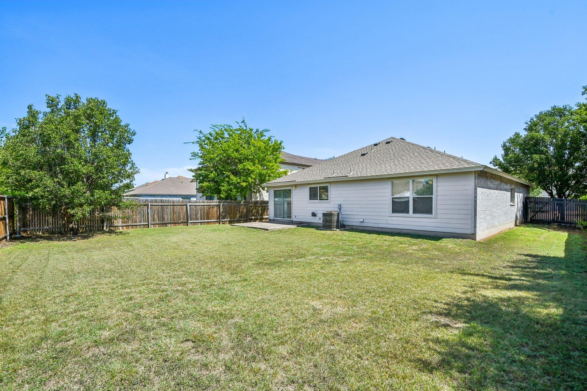209 Cottontail Dr, Leander, TX 78641
