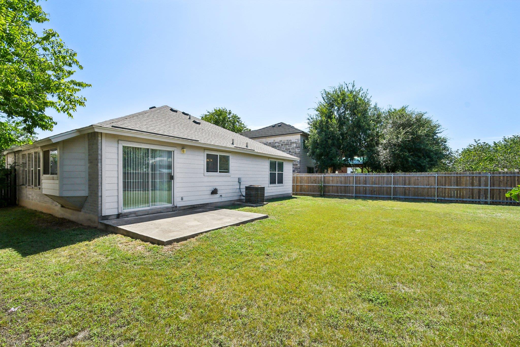 209 Cottontail Dr, Leander, TX 78641