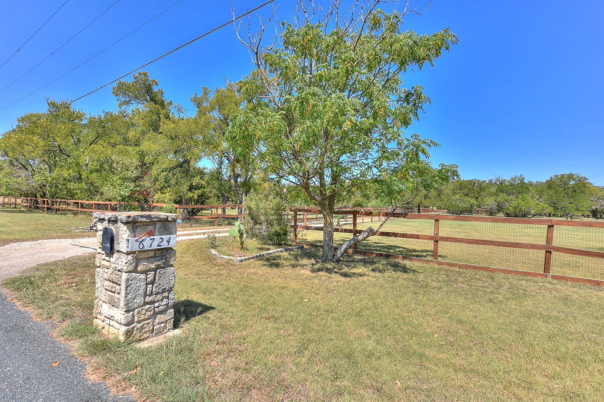 6724 The Outer Ave, Leander, TX 78641