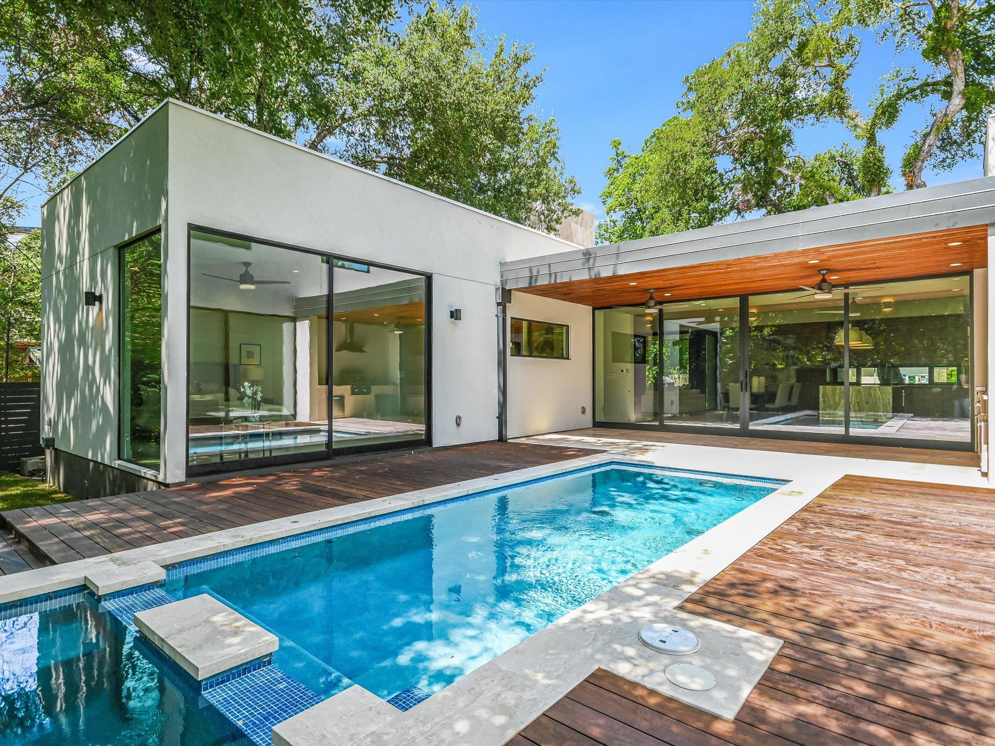 1601 Barn Swallow Dr, Austin, TX 78746