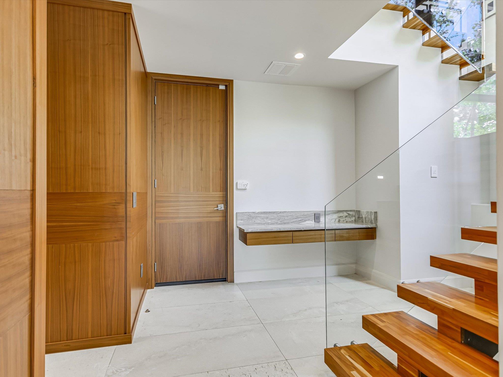 1601 Barn Swallow Dr, Austin, TX 78746