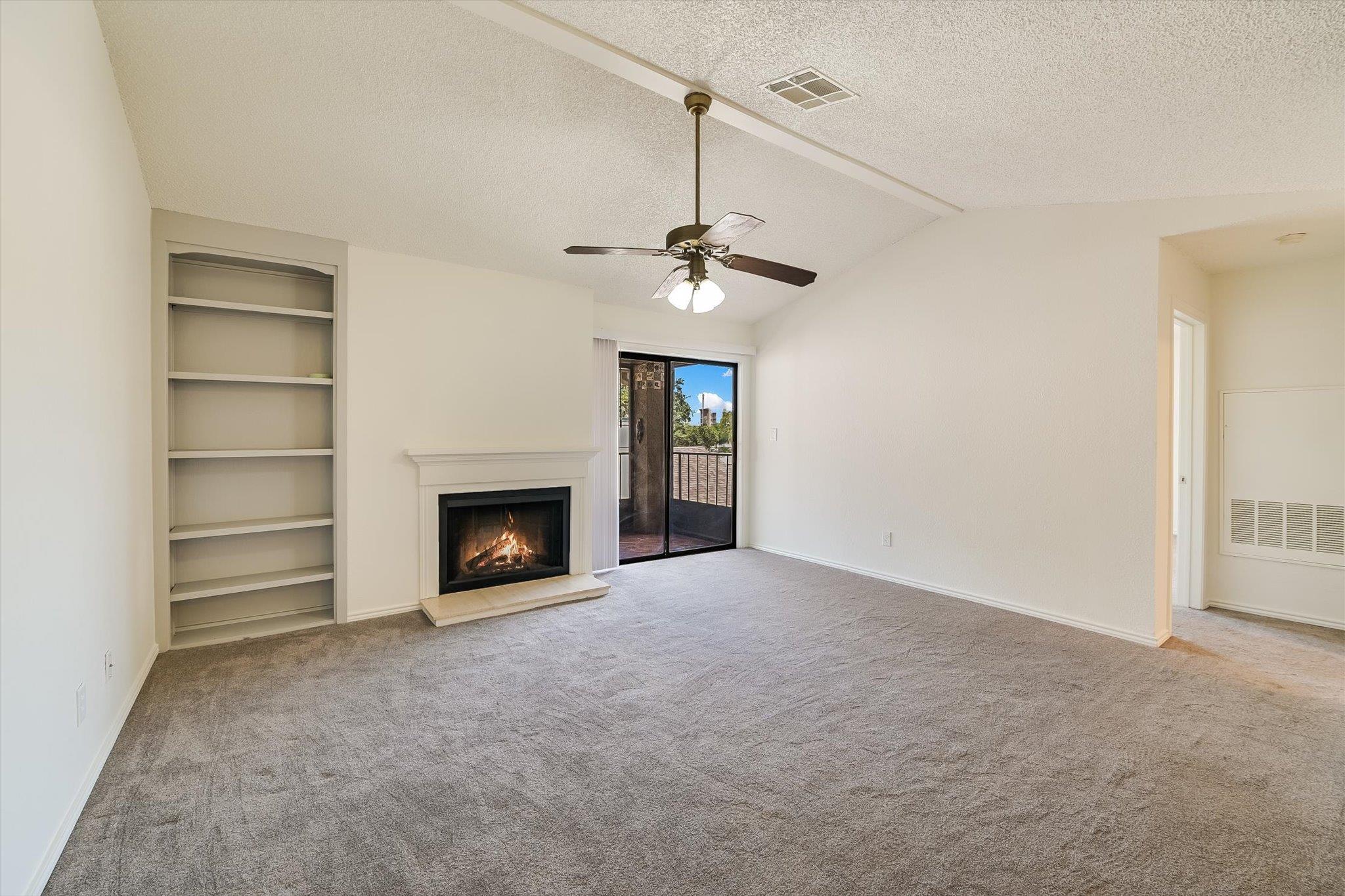 1202 Thorpe Ln # 402, San Marcos, TX 78666