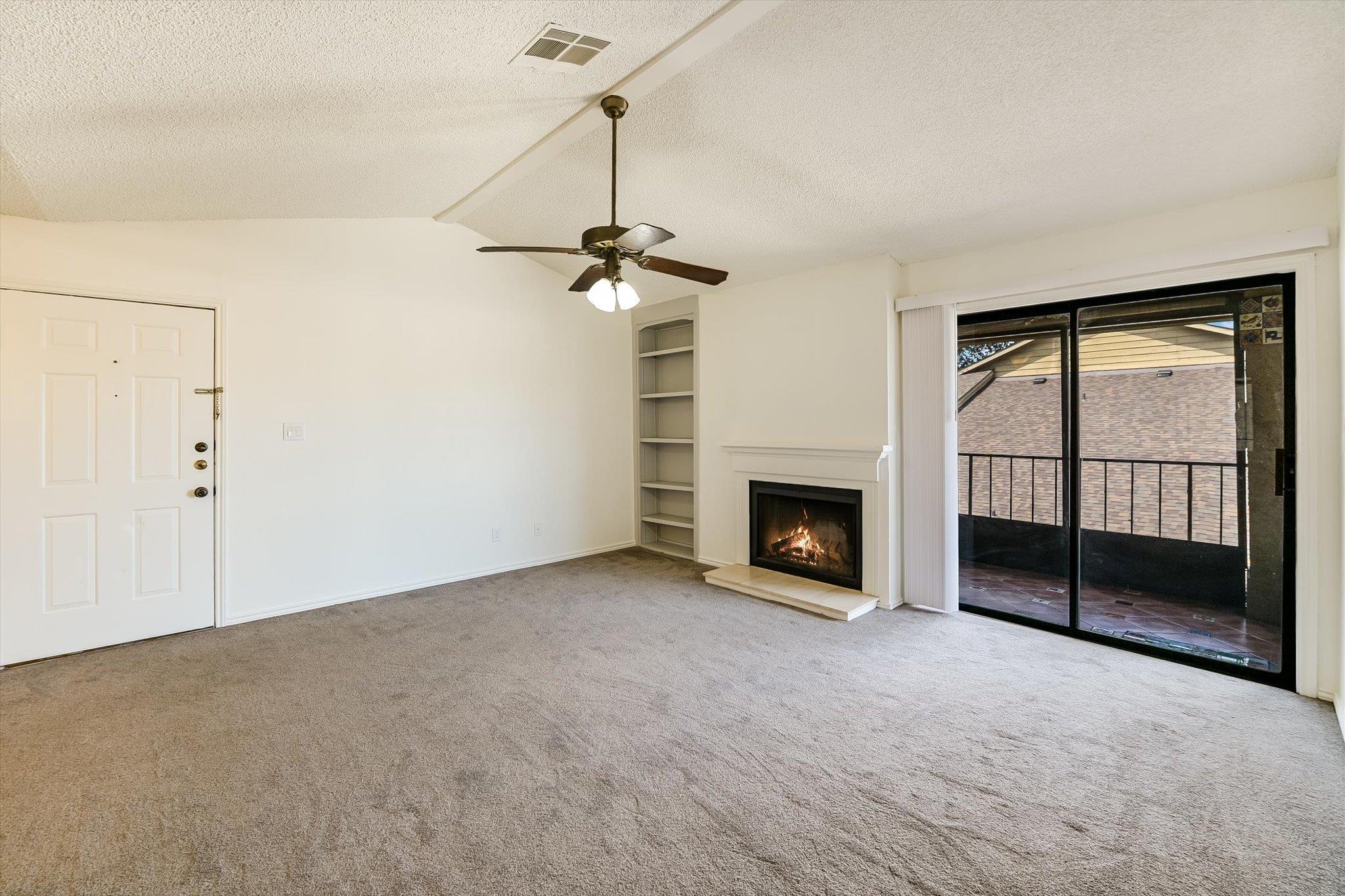 1202 Thorpe Ln # 402, San Marcos, TX 78666