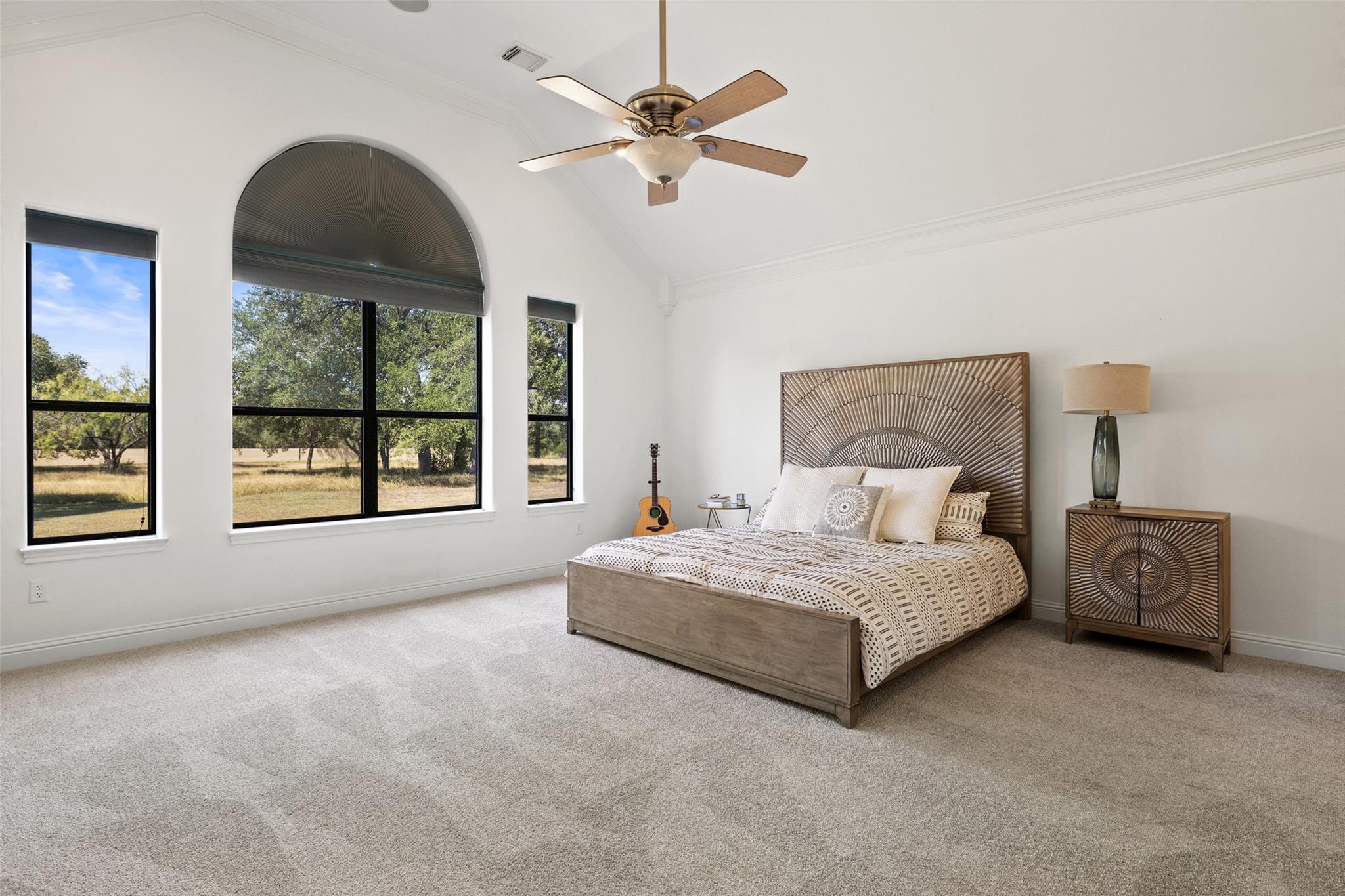 501 East Trl, Spicewood, TX 78669