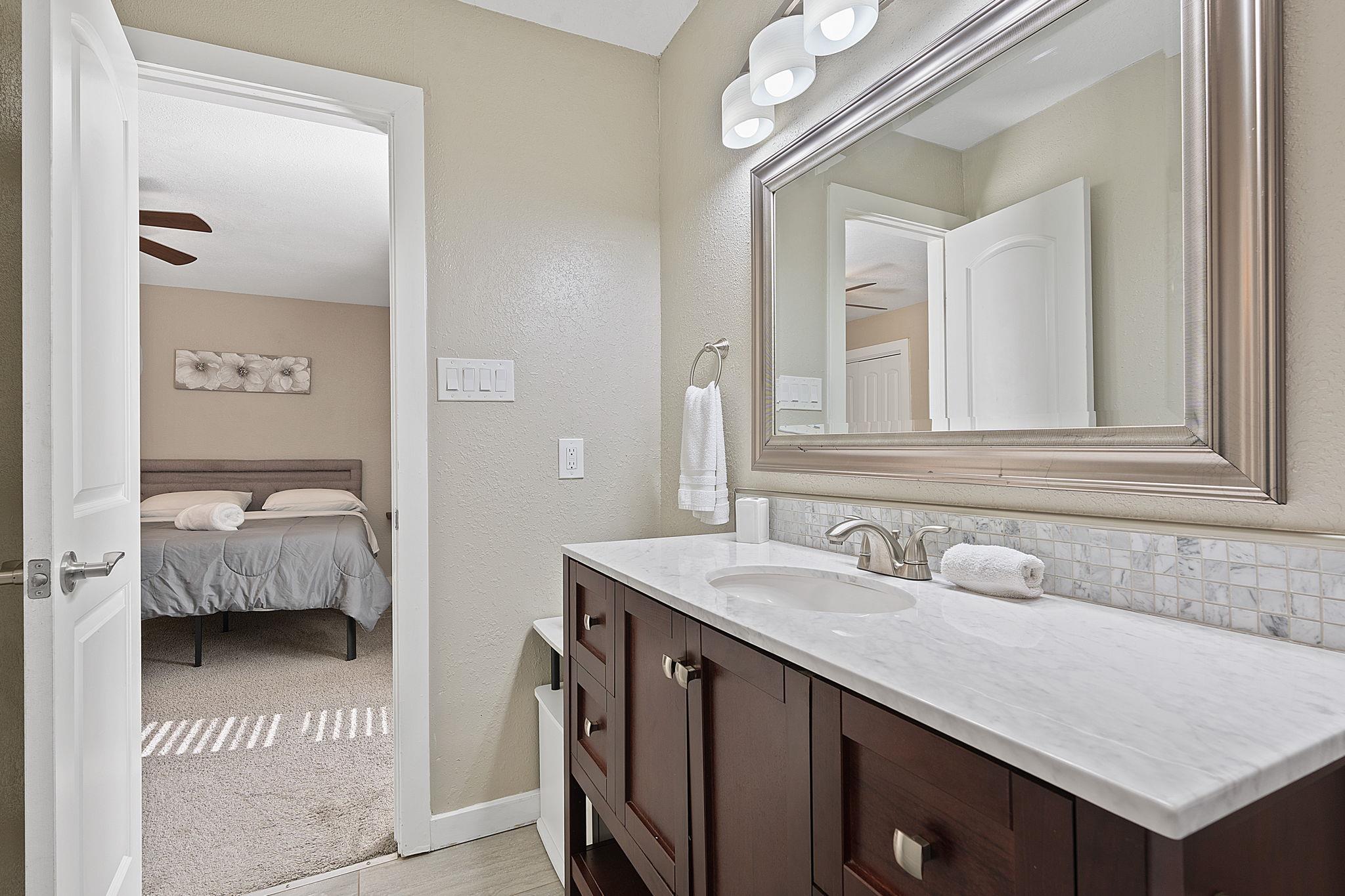 1906 Valley Hill Cir, Austin, TX 78741