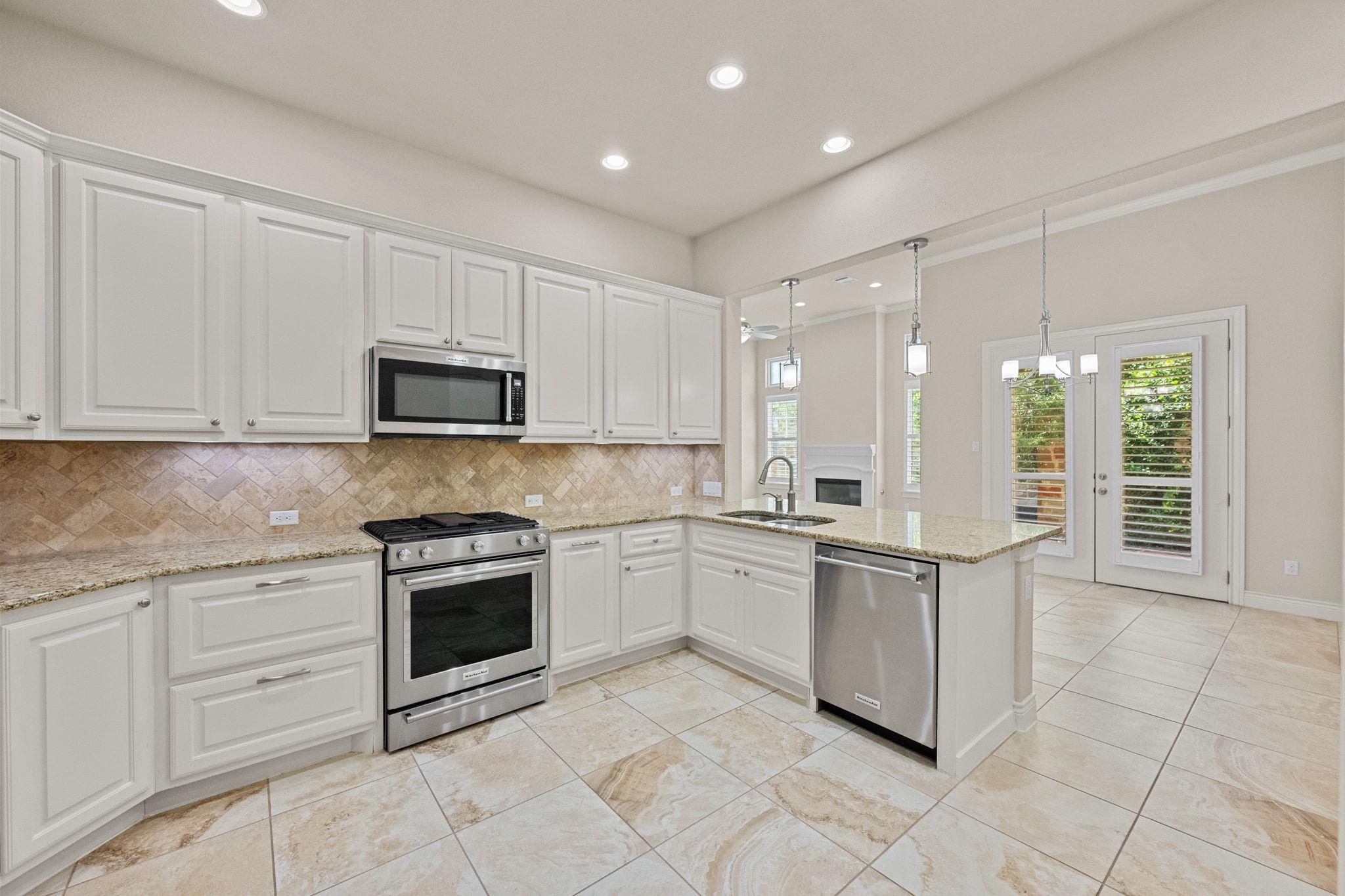 107 Lucia Cir # 1, Lakeway, TX 78734