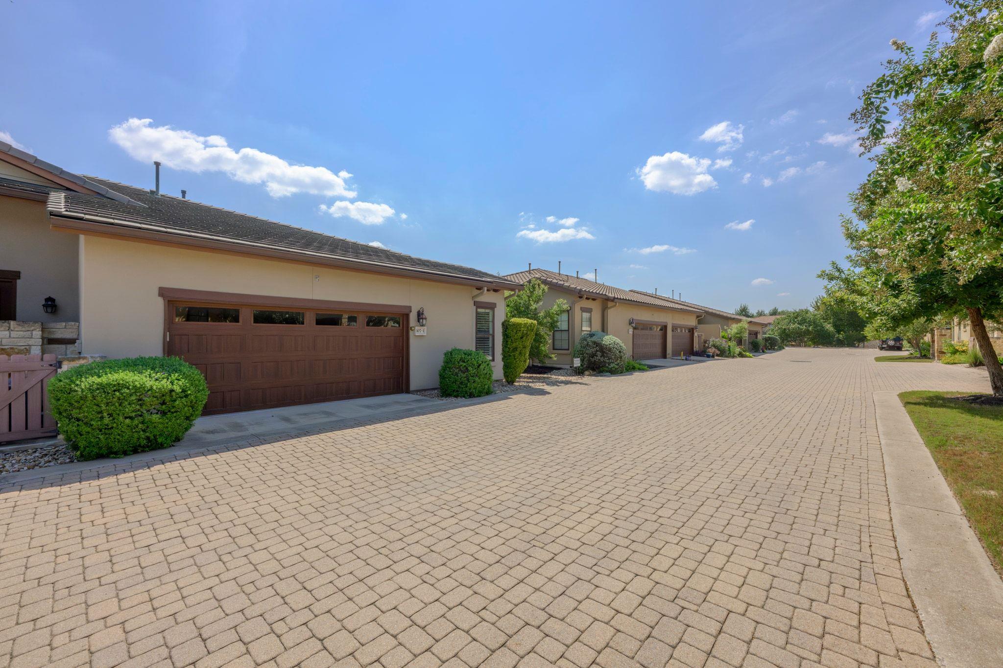 107 Lucia Cir # 1, Lakeway, TX 78734