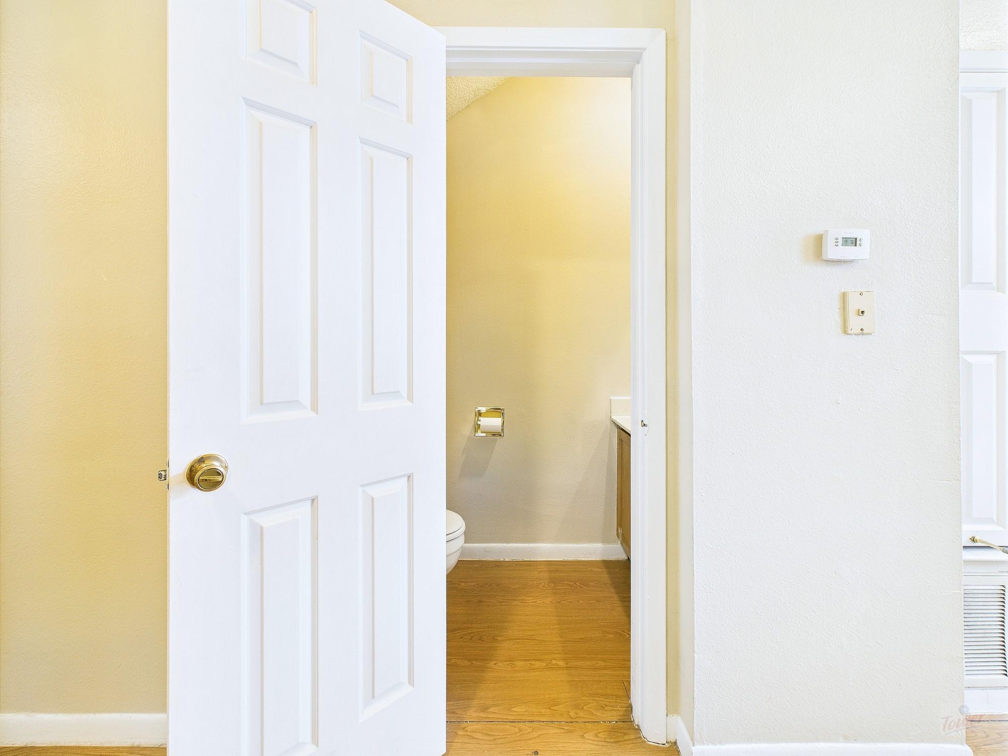 2300 Leon St # 204, Austin, TX 78705