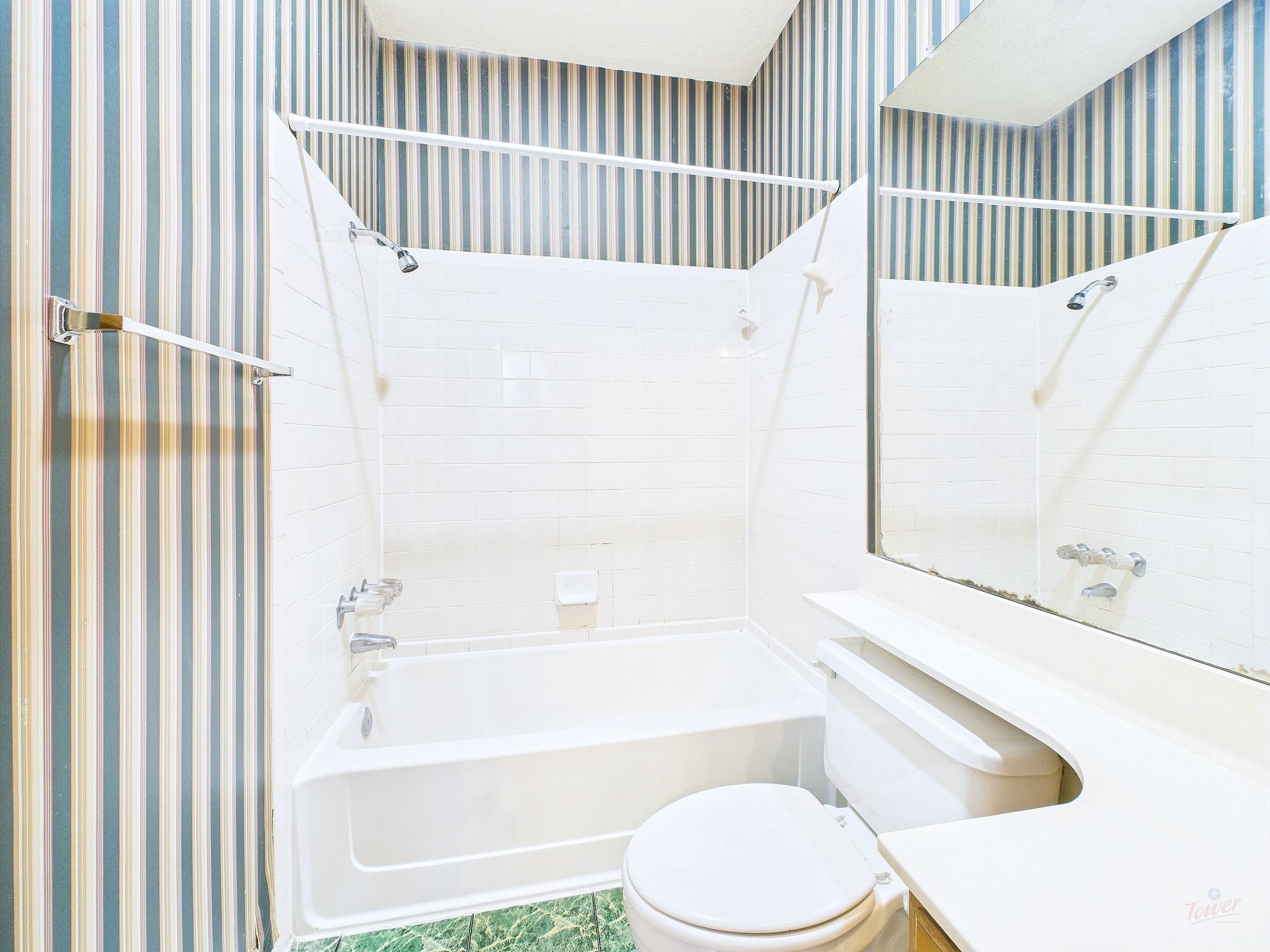 2300 Leon St # 204, Austin, TX 78705