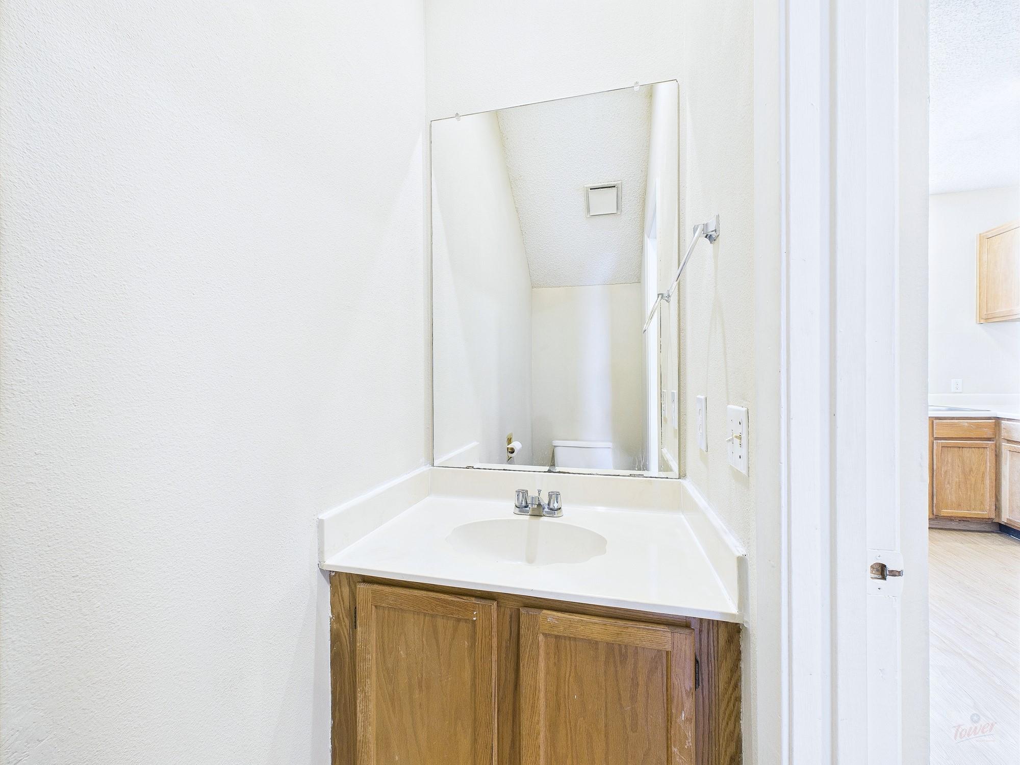 2300 Leon St # 204, Austin, TX 78705