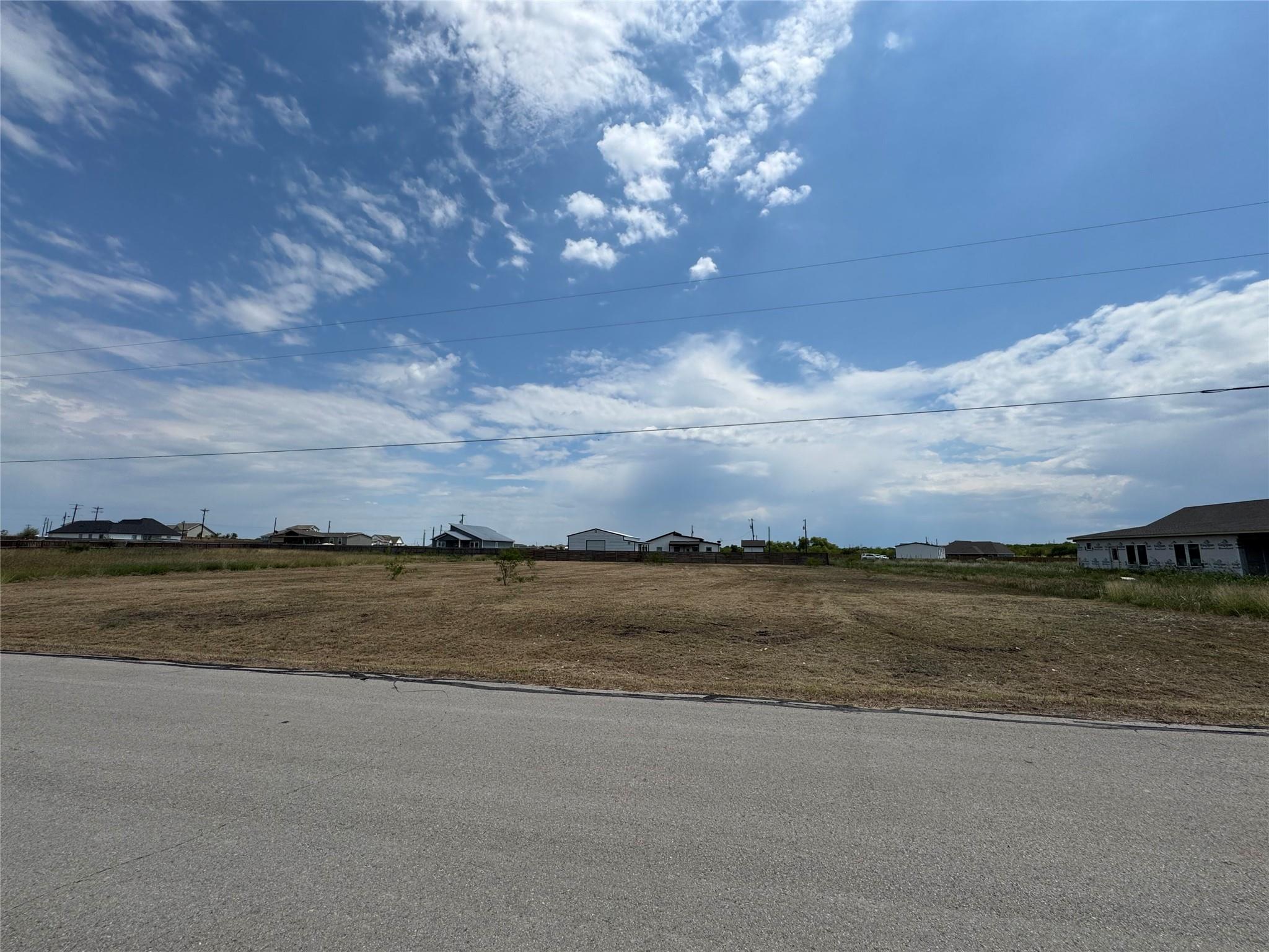 198 Bianca Cir, Del Valle, TX 78617