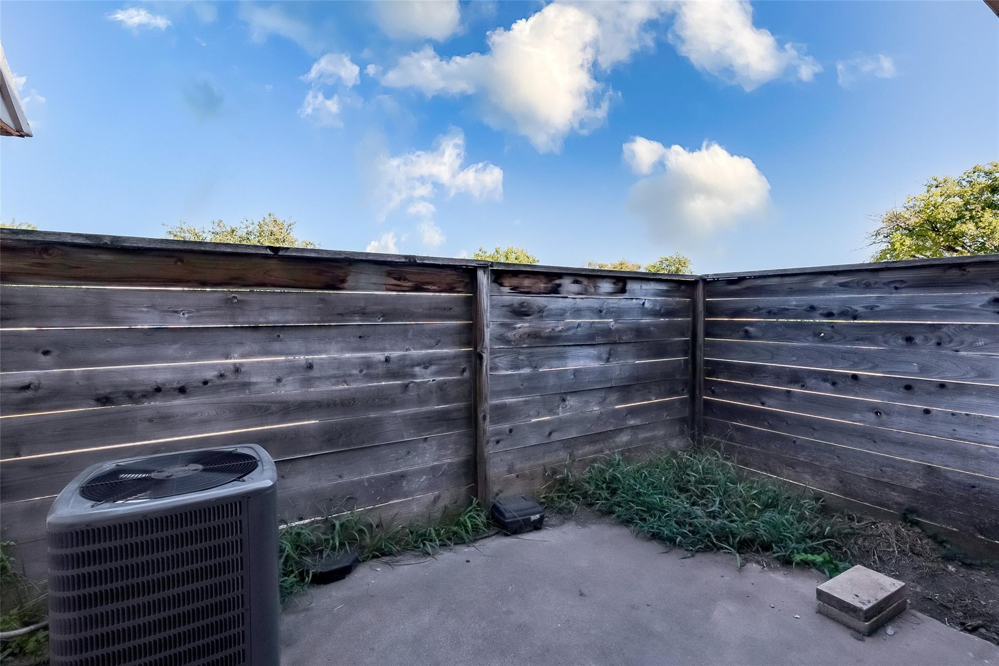 2215 Mission Hill Cir # 103, Austin, TX 78741