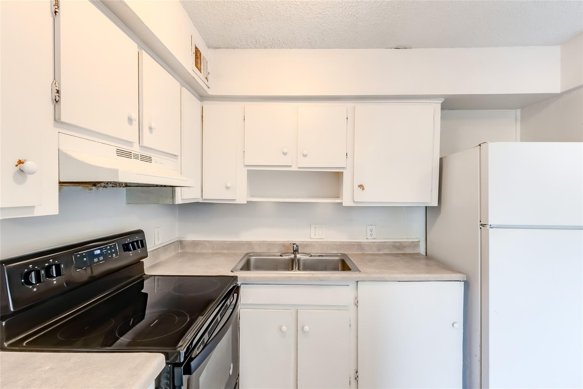 2215 Mission Hill Cir # 103, Austin, TX 78741