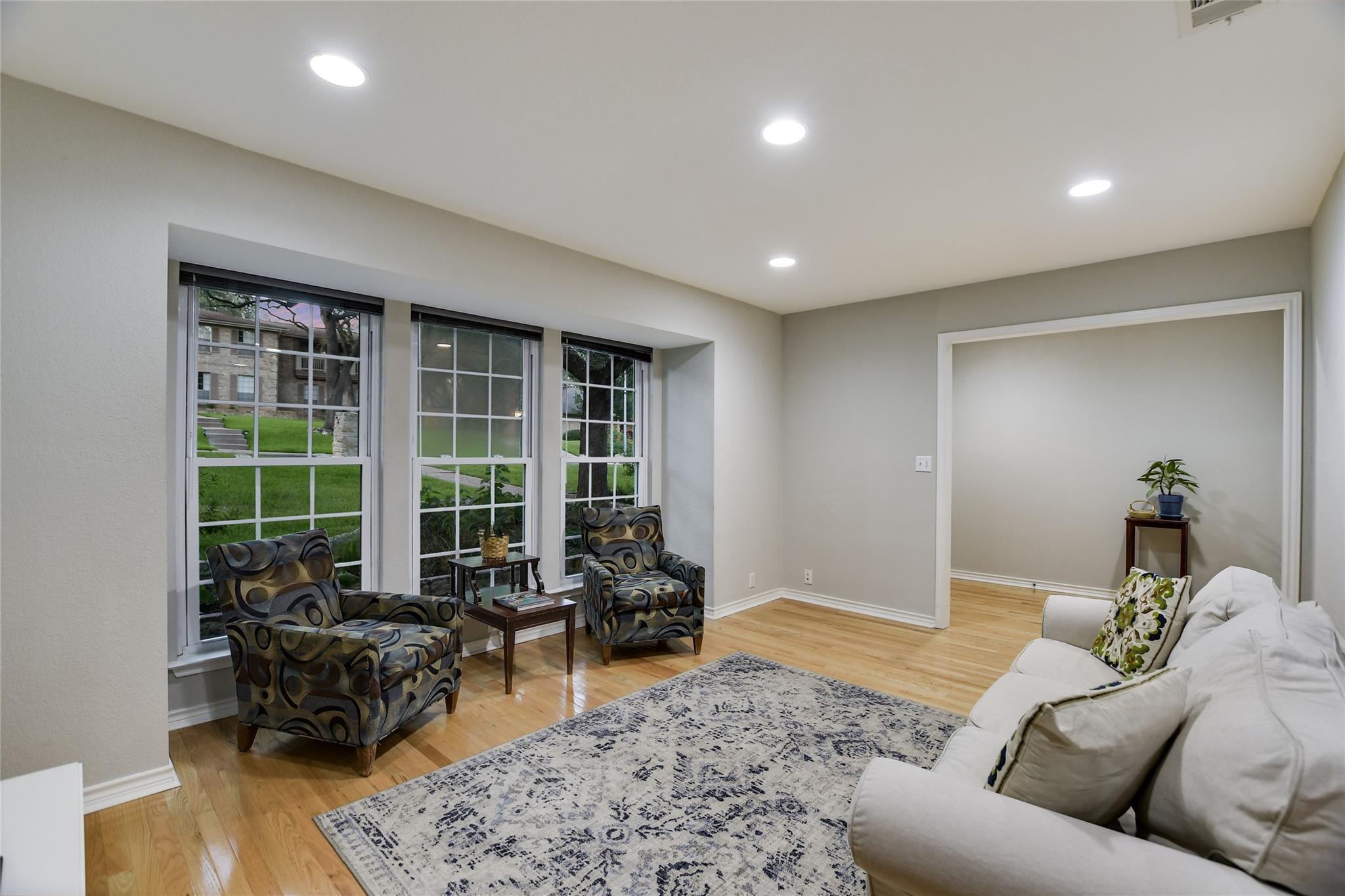 7615 Rockpoint Dr, Austin, TX 78731