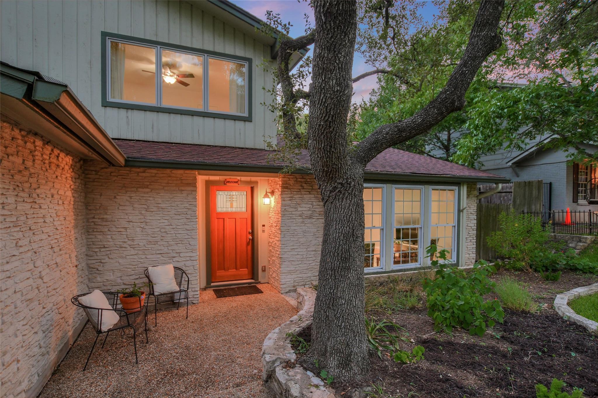 7615 Rockpoint Dr, Austin, TX 78731