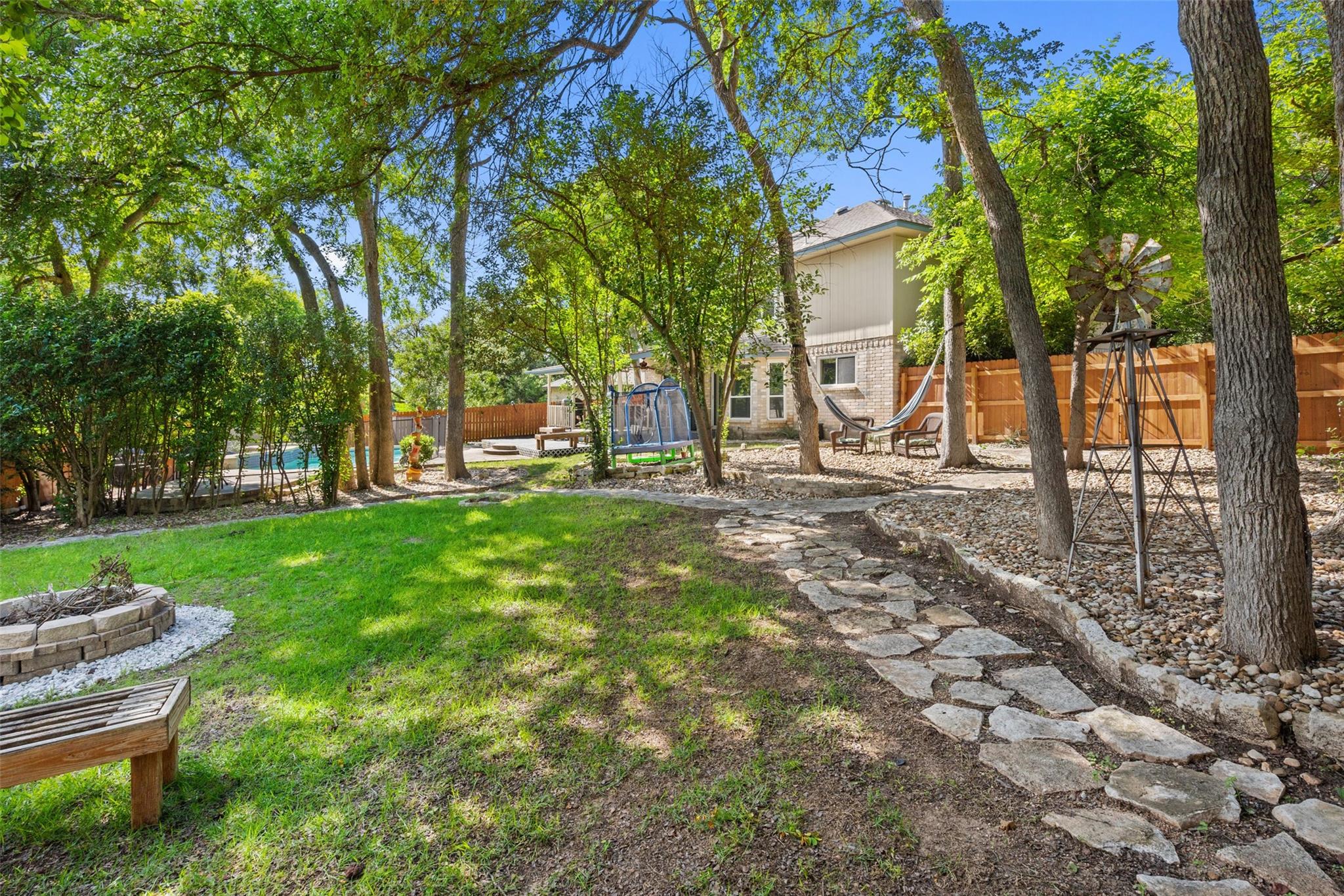 809 Setting Sun Ct, Pflugerville, TX 78660