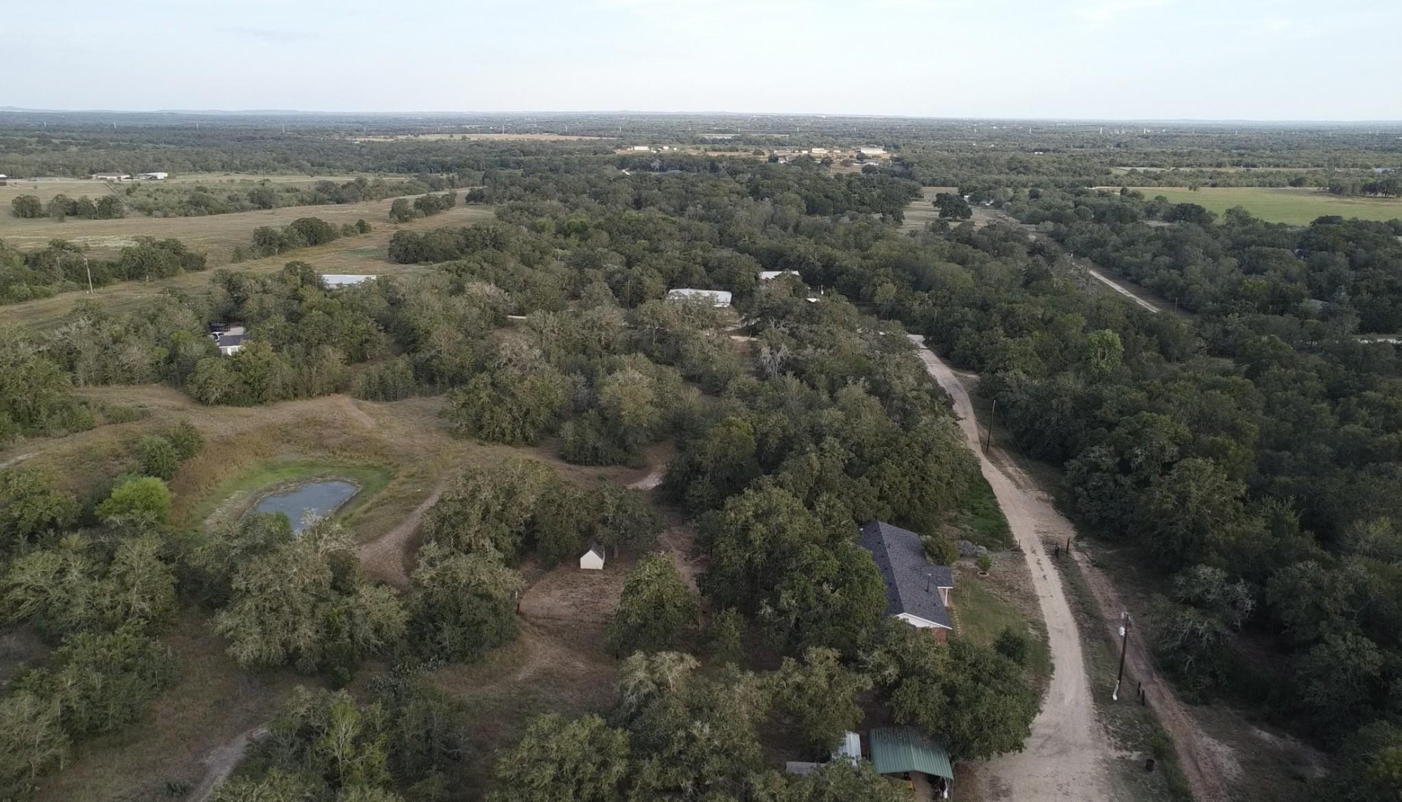 535 Paintbrush Trl, Lockhart, TX 78644