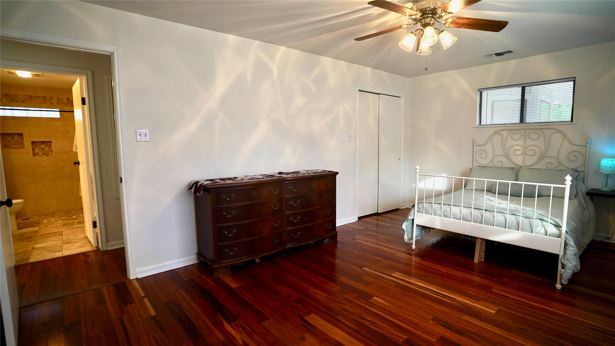 535 Paintbrush Trl, Lockhart, TX 78644