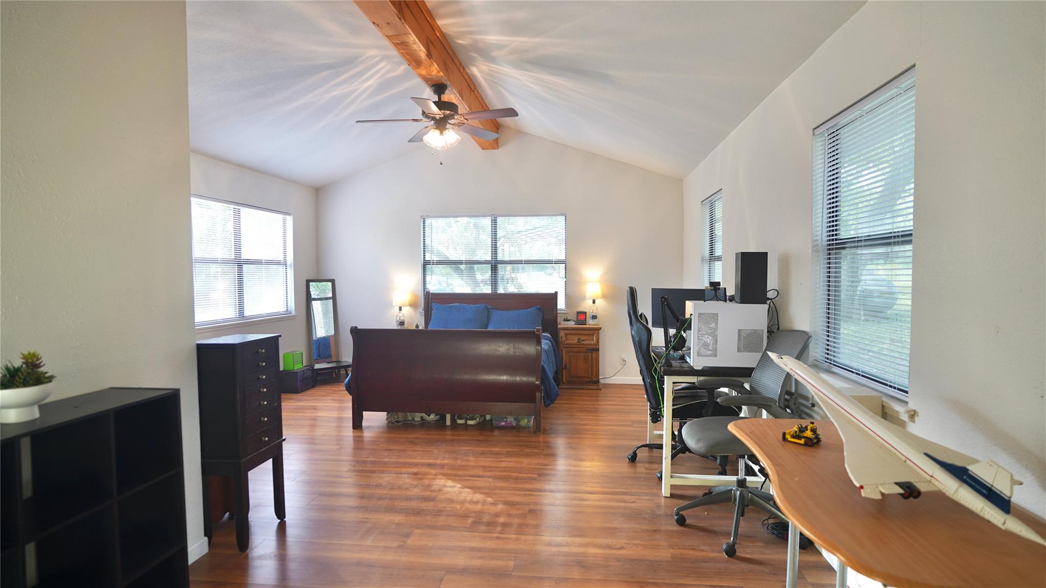 535 Paintbrush Trl, Lockhart, TX 78644