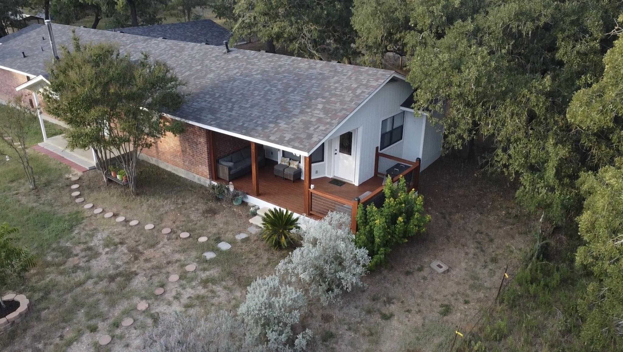 535 Paintbrush Trl, Lockhart, TX 78644