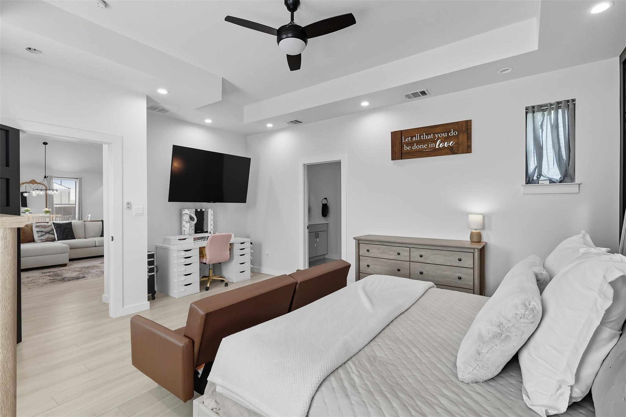 195 Blushing Dr, Cedar Creek, TX 78612