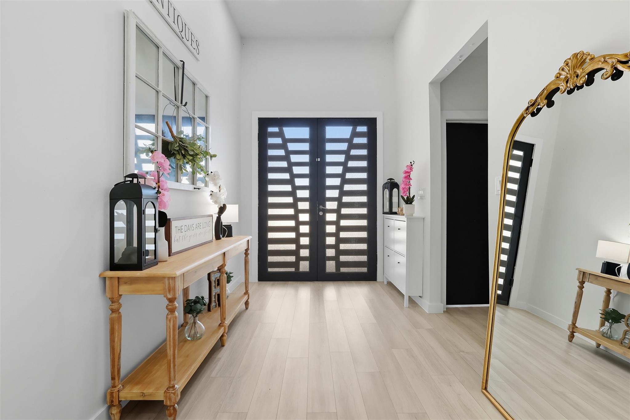 195 Blushing Dr, Cedar Creek, TX 78612