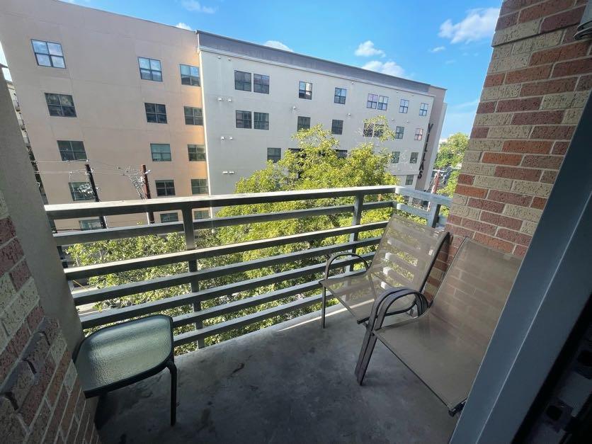 711 W 26th St # 510, Austin, TX 78705