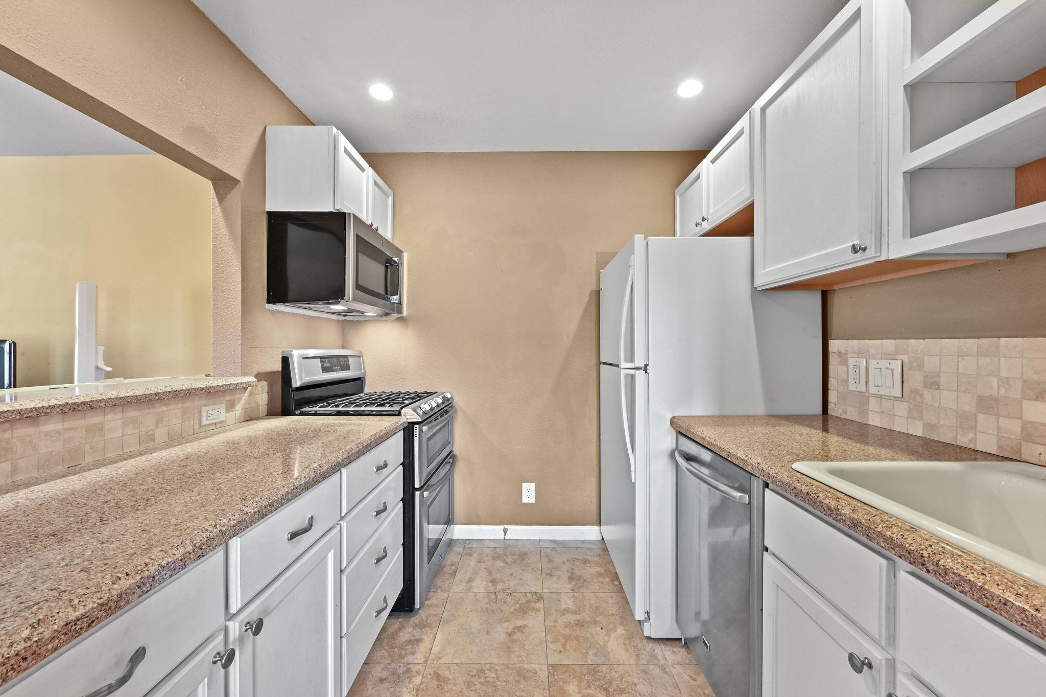 2425 Ashdale Dr # 28, Austin, TX 78757