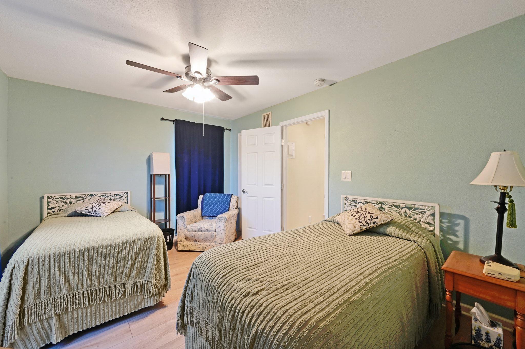 2425 Ashdale Dr # 28, Austin, TX 78757