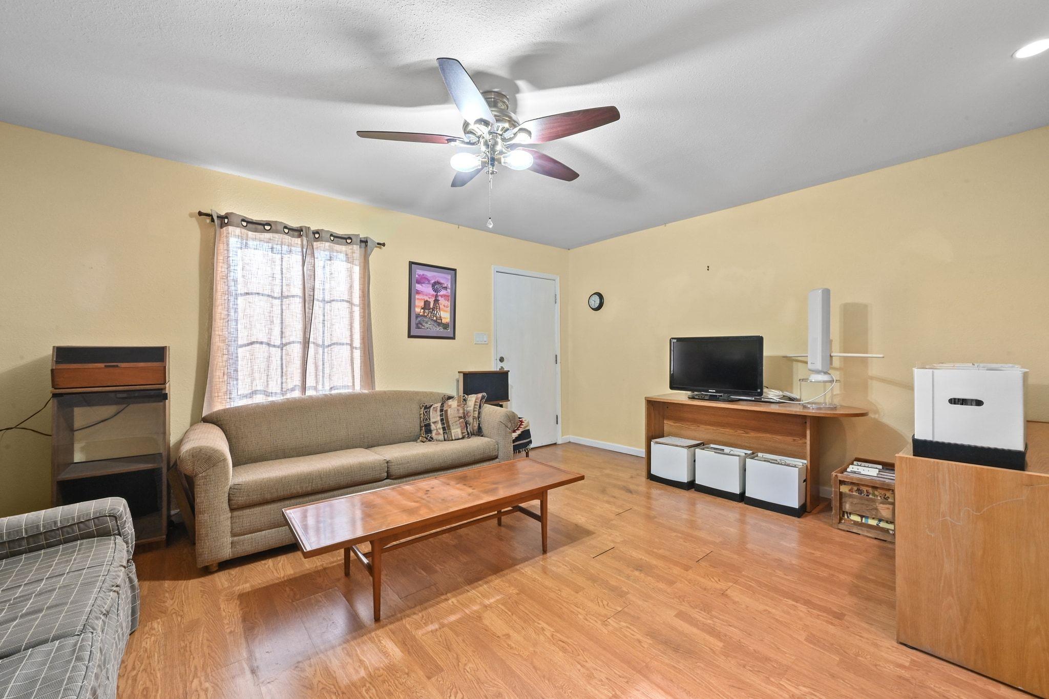 2425 Ashdale Dr # 28, Austin, TX 78757