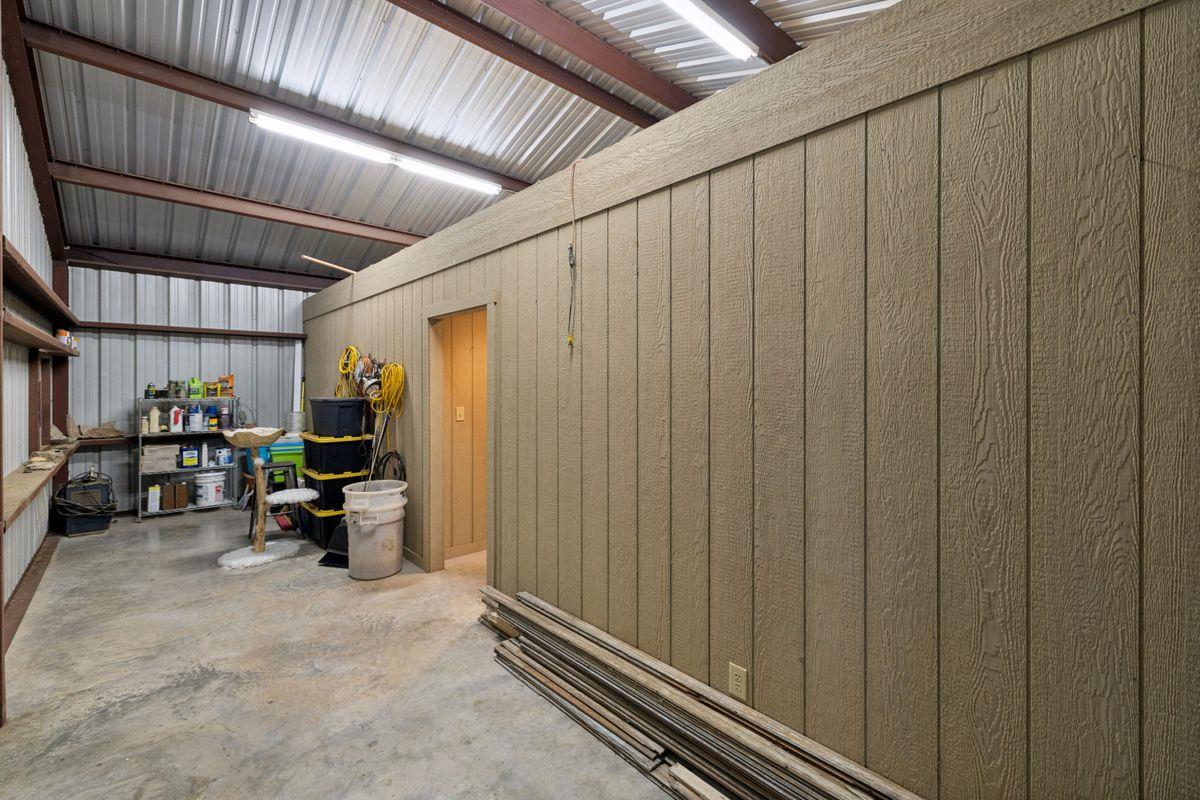 275 Starview Rd, Fredericksburg, TX 78624