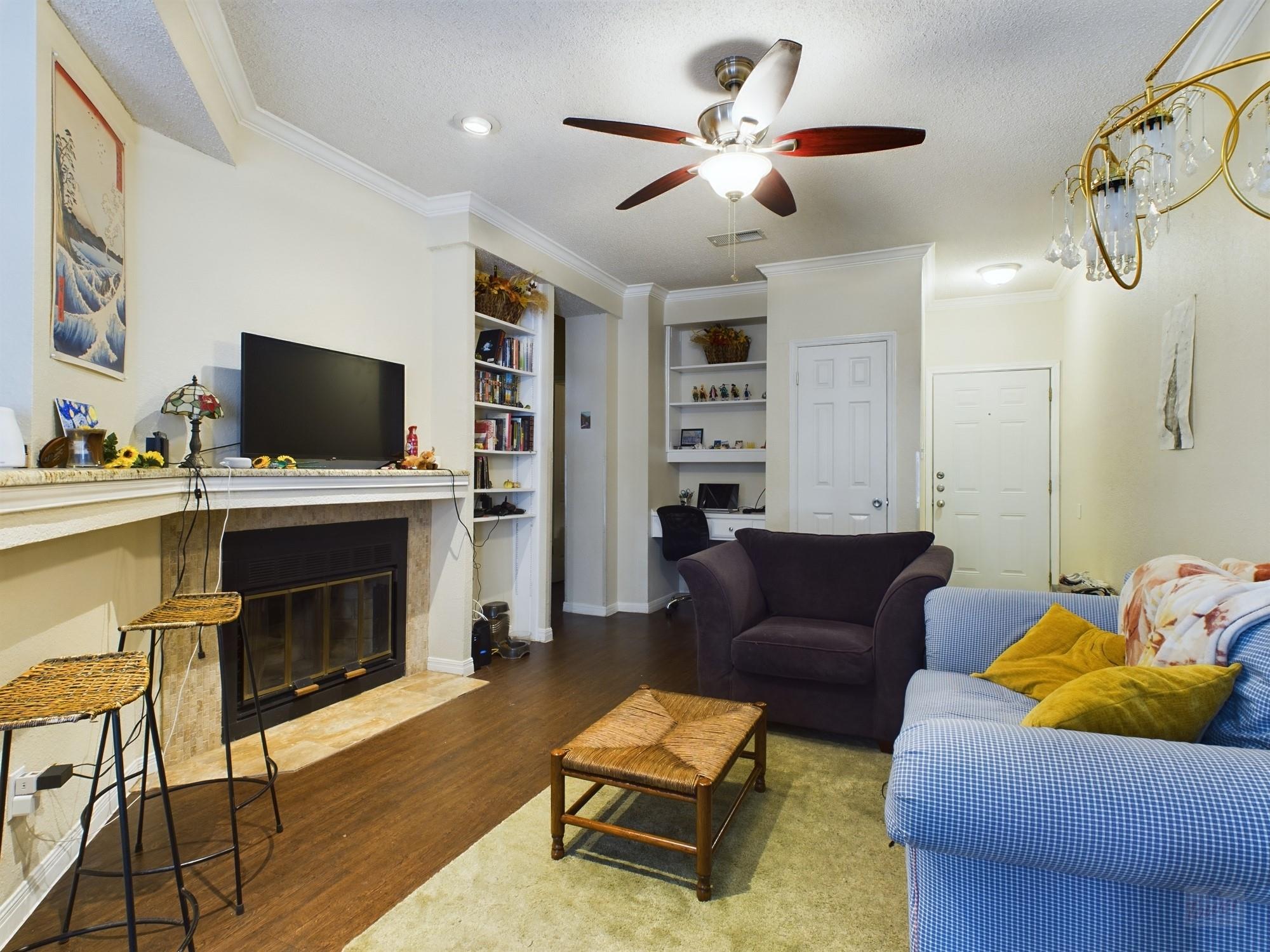 3111 Tom Green St # 202, Austin, TX 78705