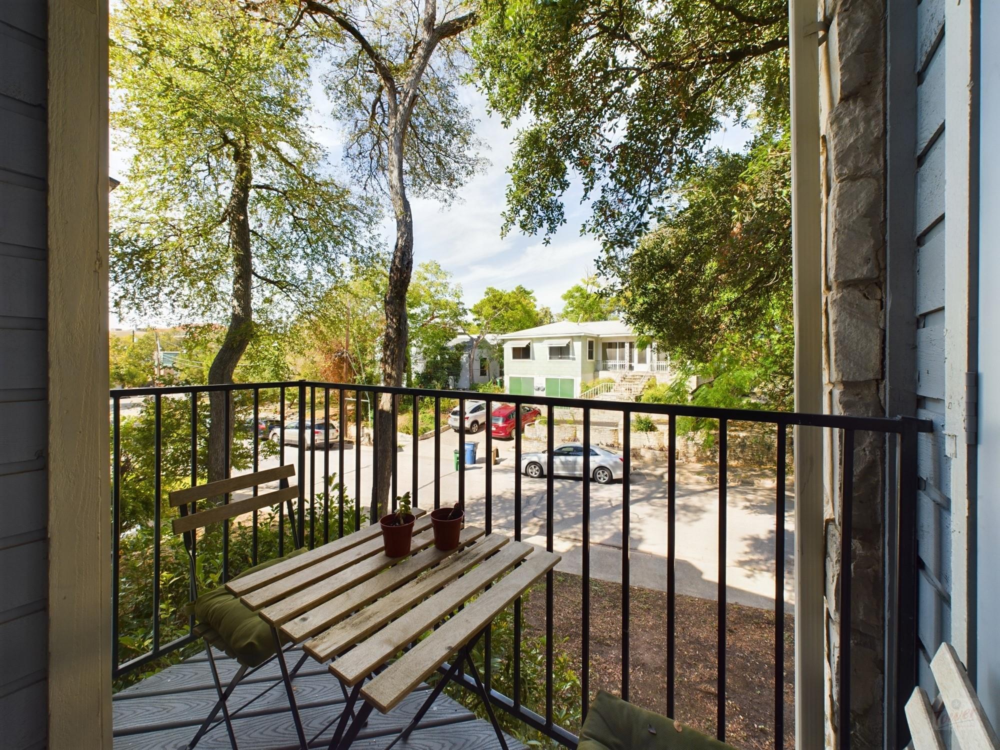 3111 Tom Green St # 202, Austin, TX 78705