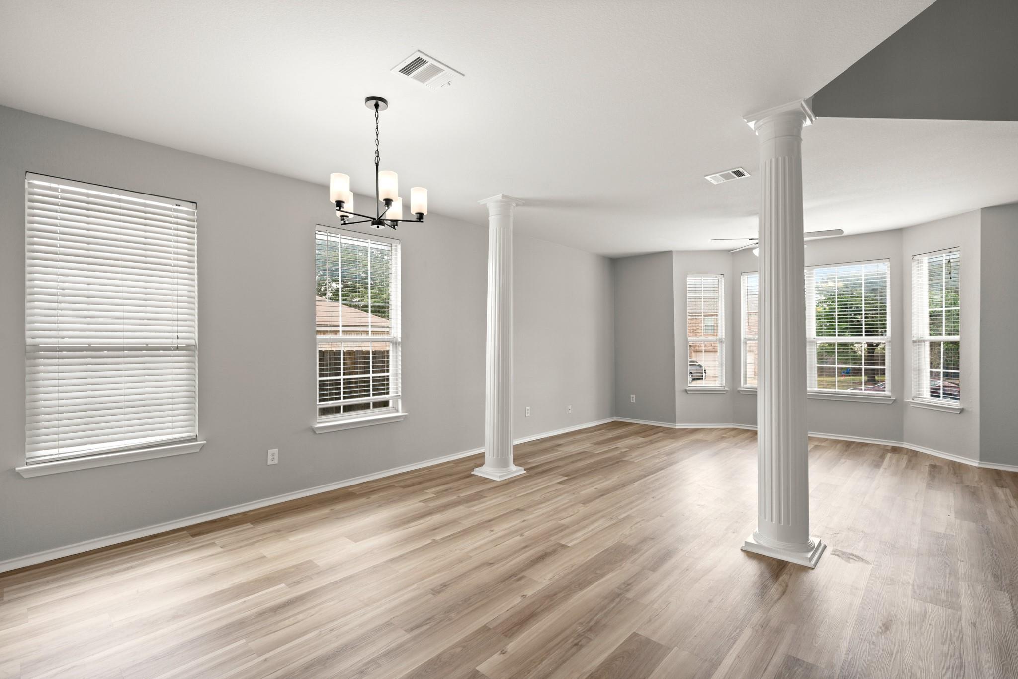 19616 San Chisolm Dr, Round Rock, TX 78664