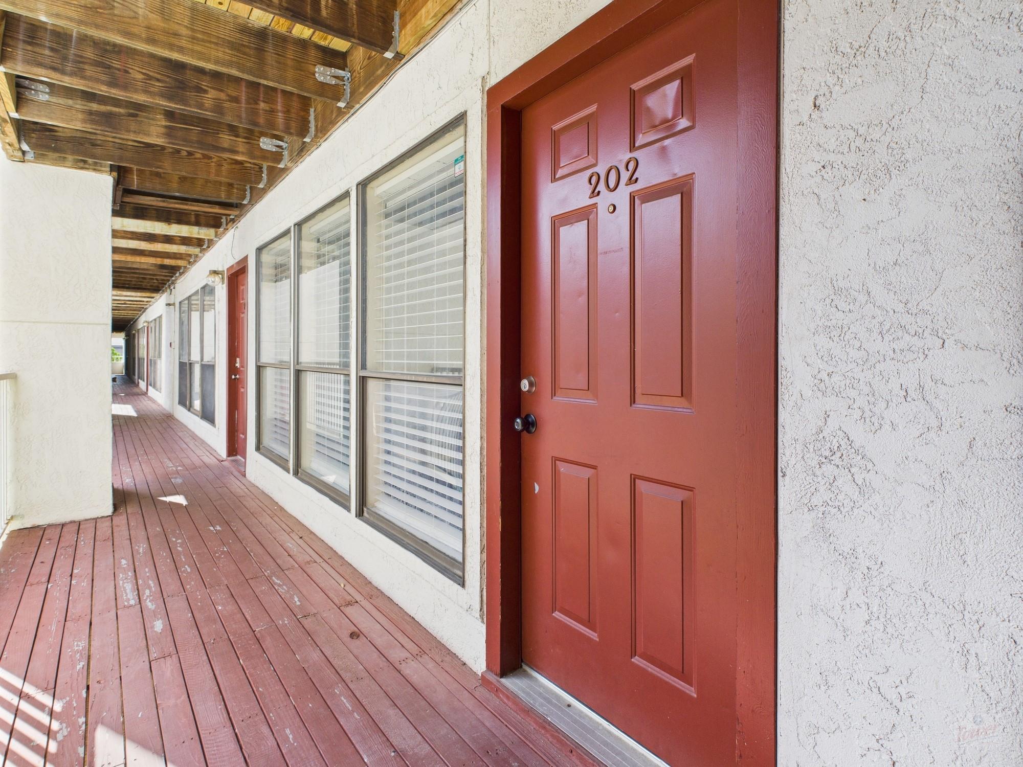 3115 Helms St # 202, Austin, TX 78705