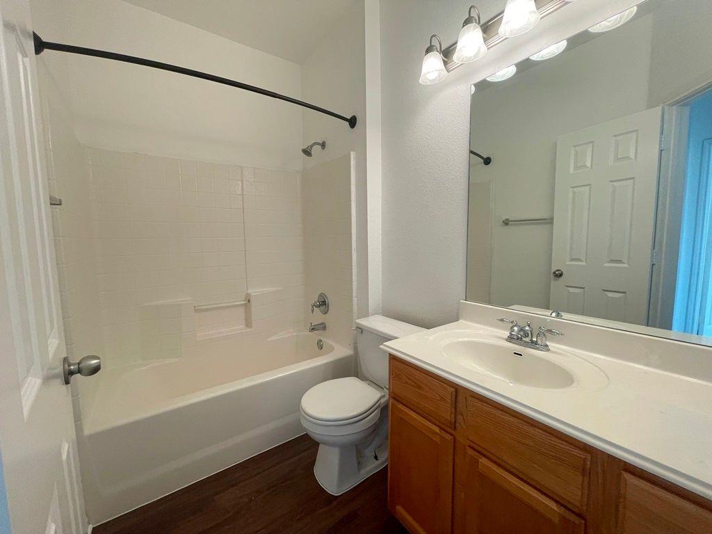 128 Otono Loop, Kyle, TX 78640