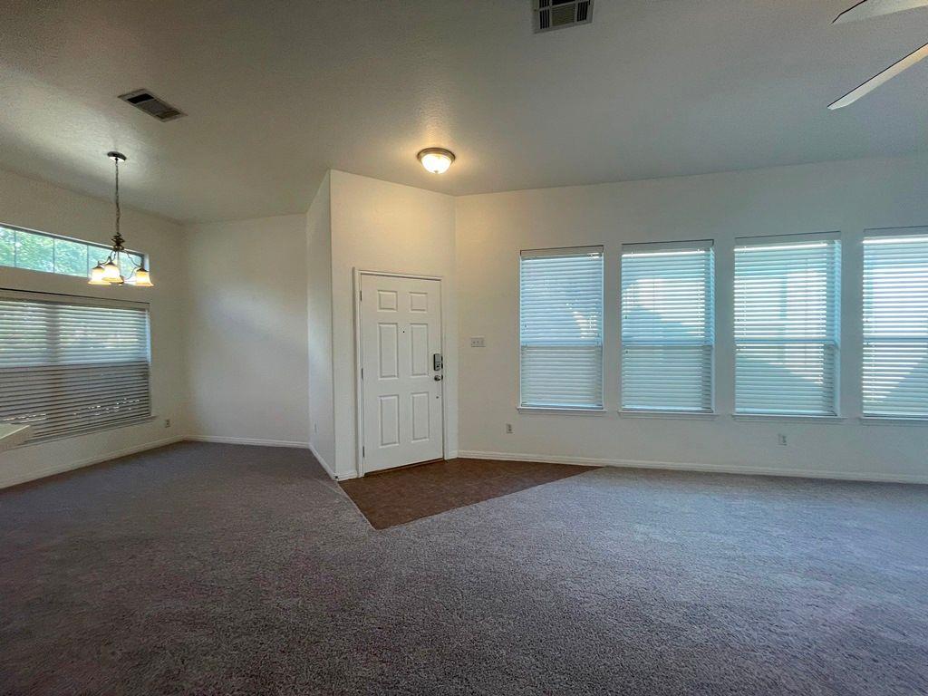 128 Otono Loop, Kyle, TX 78640