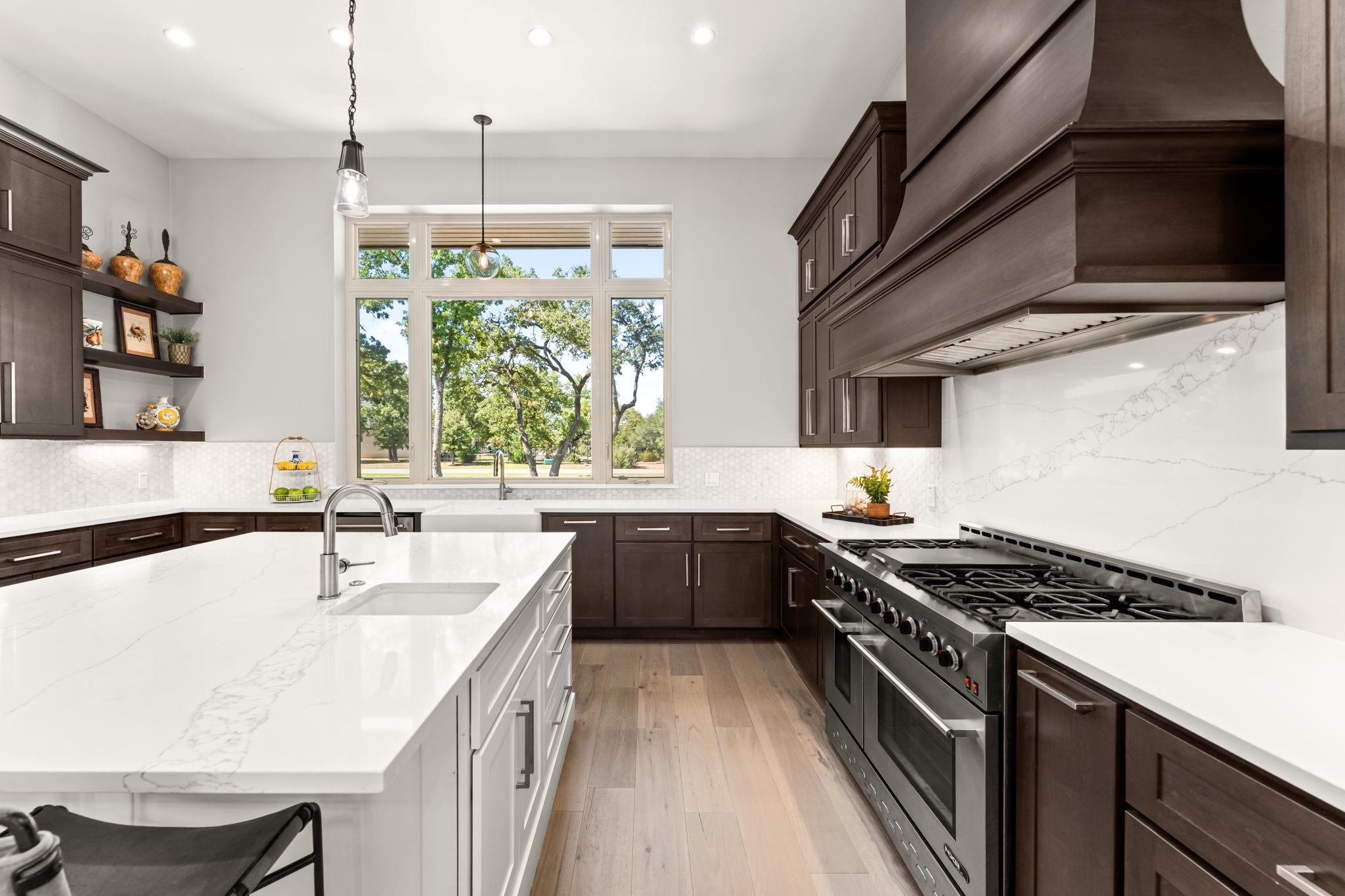 425 Bunker Ranch Blvd, Dripping Springs, TX 78620