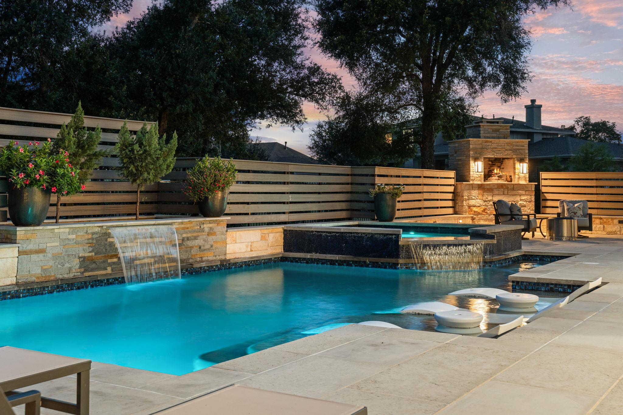 425 Bunker Ranch Blvd, Dripping Springs, TX 78620