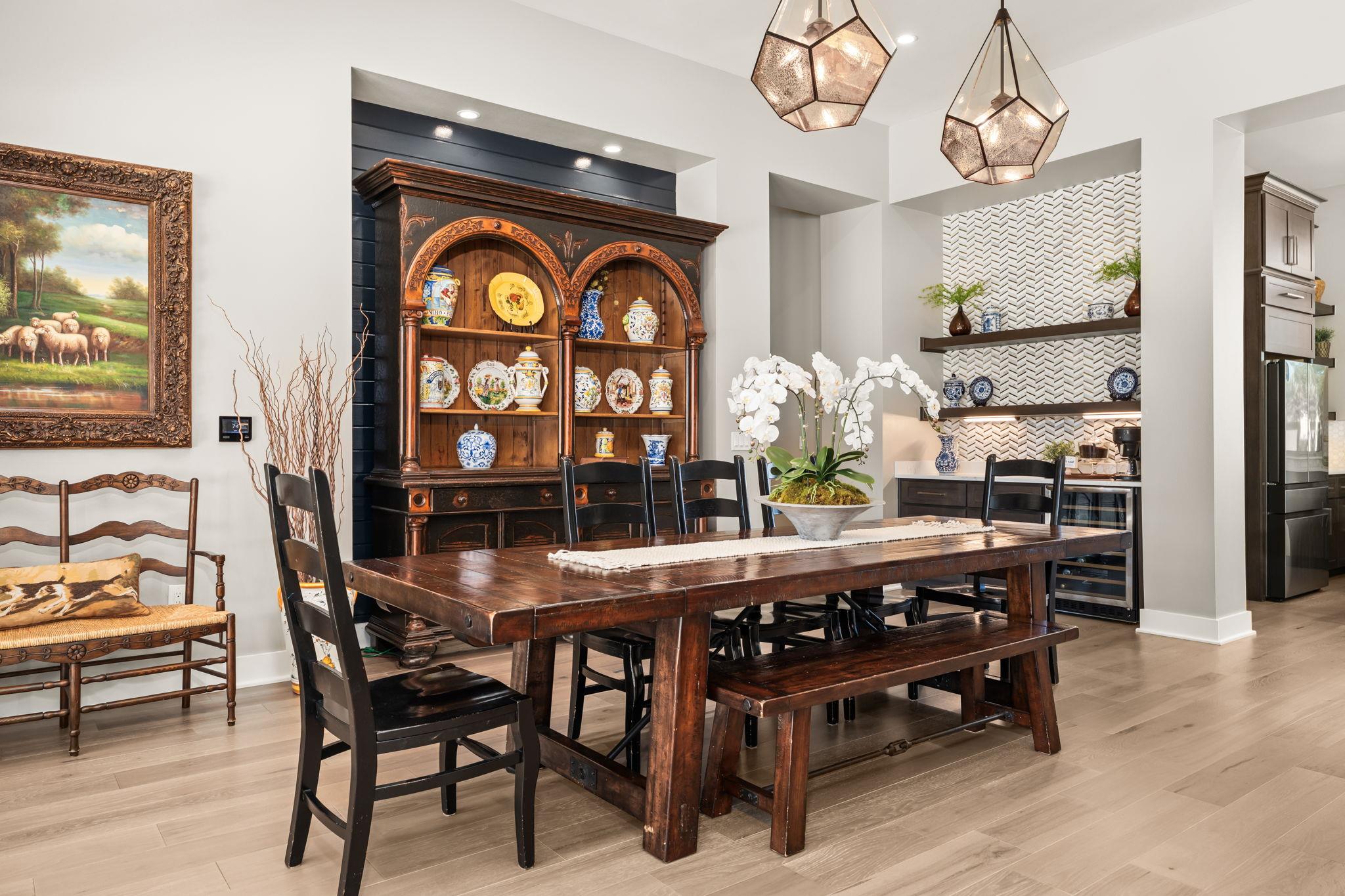 425 Bunker Ranch Blvd, Dripping Springs, TX 78620