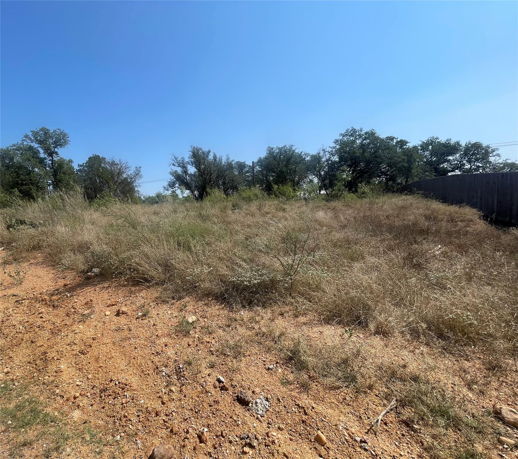 707 Maple Ln, Cottonwood Shores, TX 78657