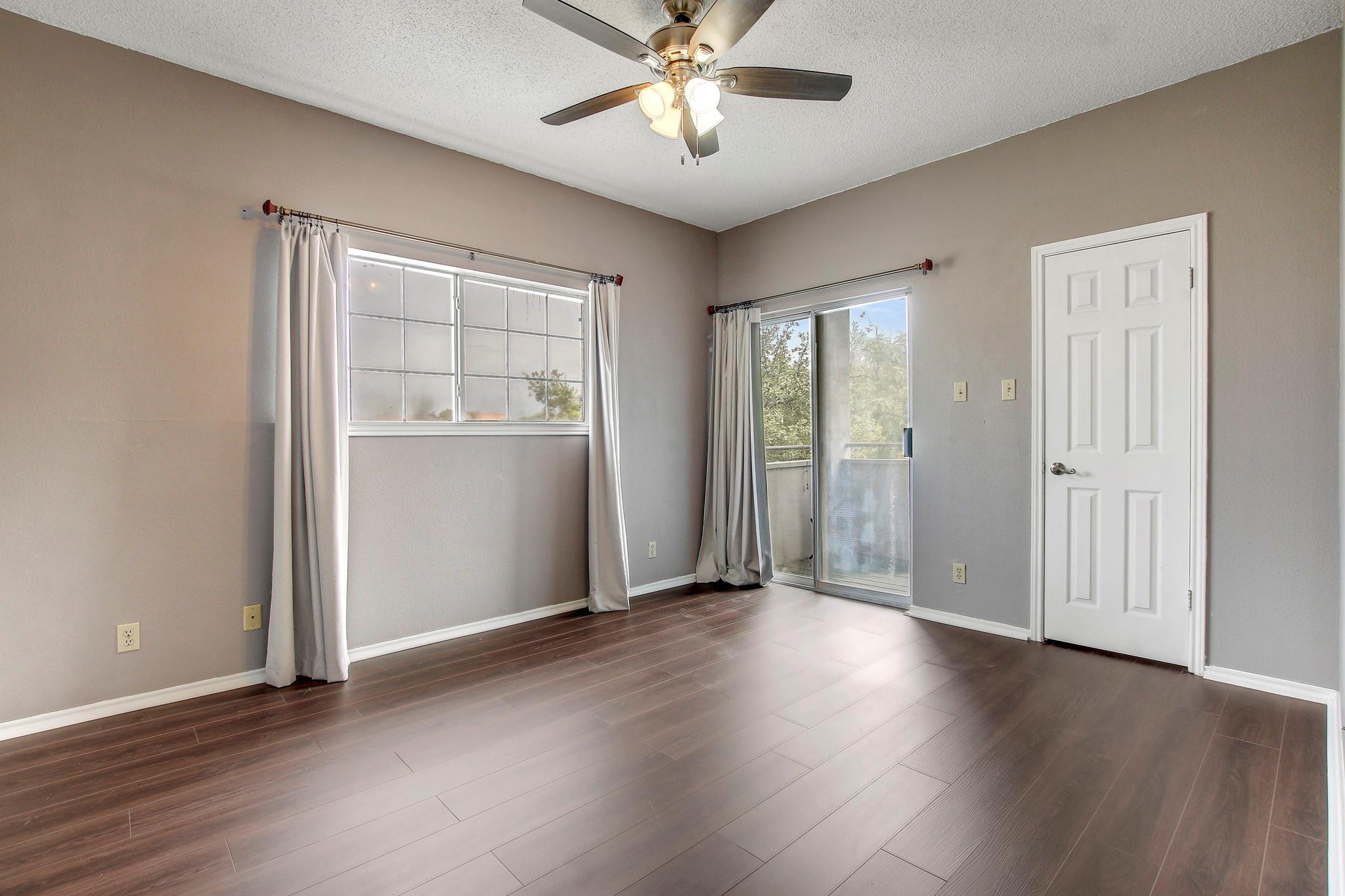 700 S 1st St # 304, Austin, TX 78704