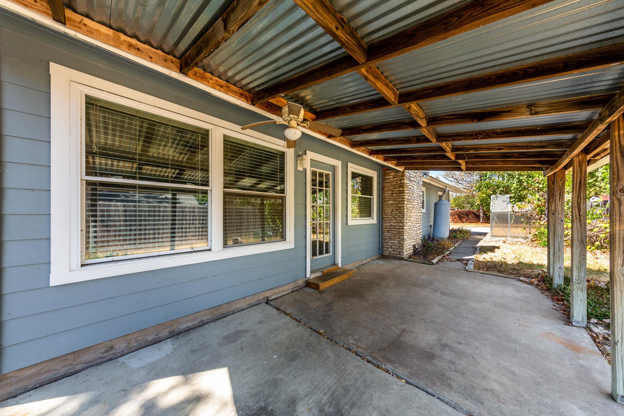 1202 Wroxton Way, Round Rock, TX 78664