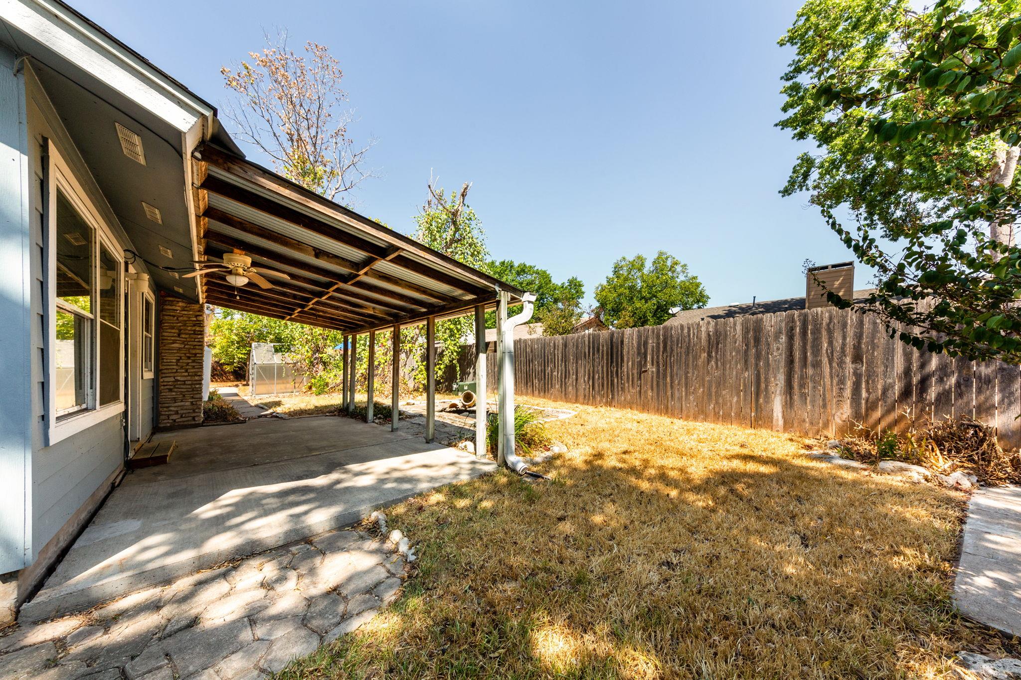 1202 Wroxton Way, Round Rock, TX 78664