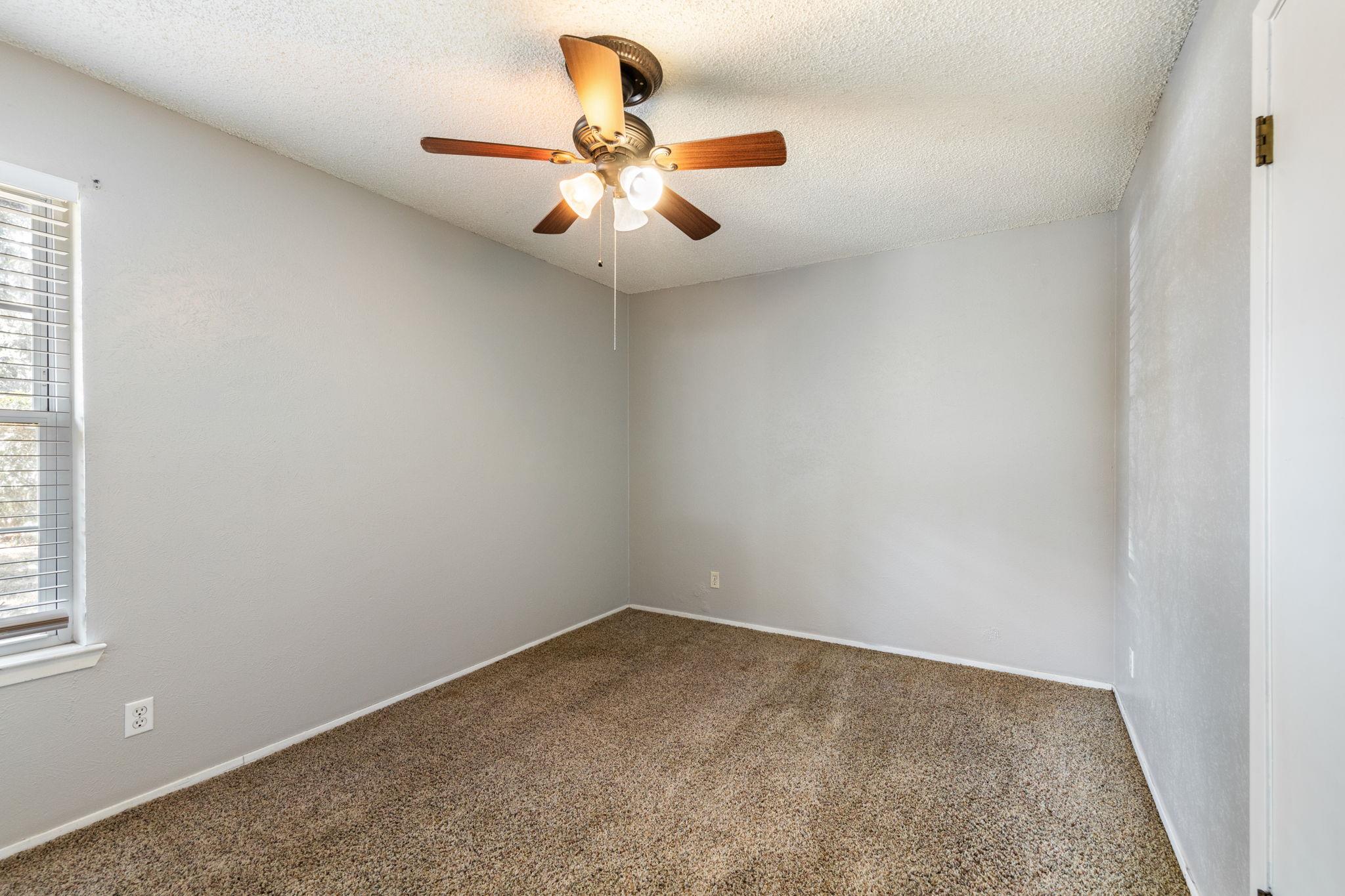 1202 Wroxton Way, Round Rock, TX 78664