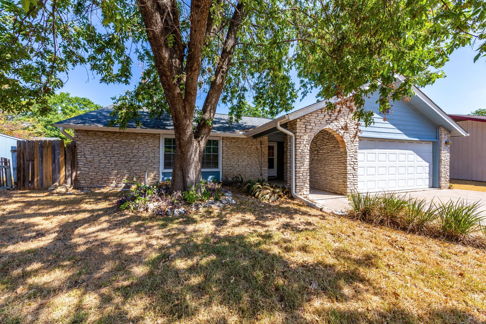 1202 Wroxton Way, Round Rock, TX 78664