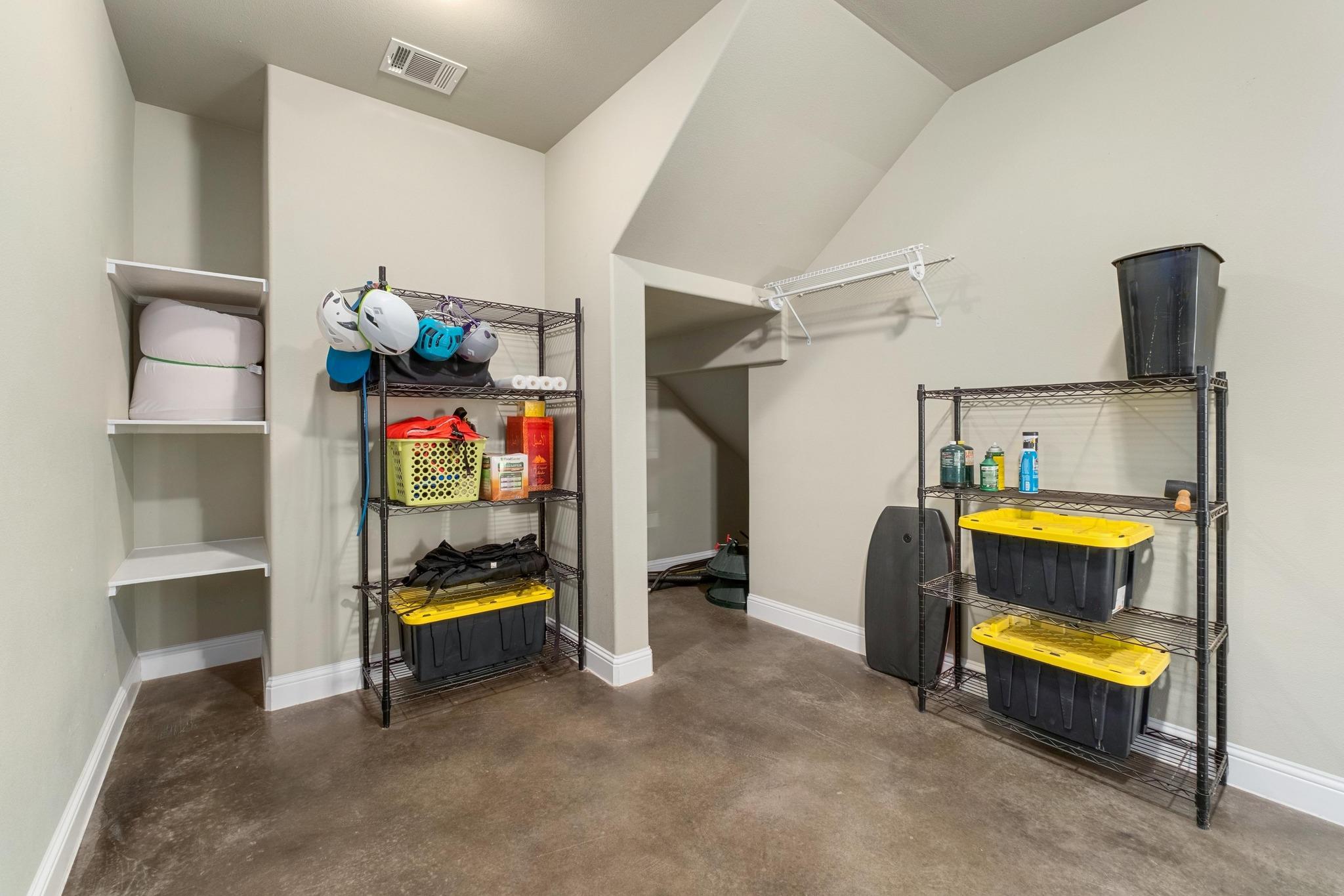 2121 Martin Rd, Dripping Springs, TX 78620